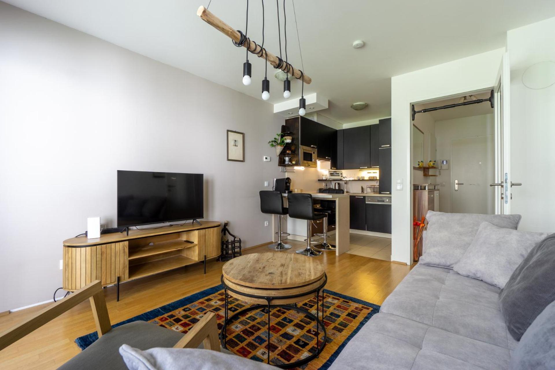 Apartment With Garden Close To Stadthalle, Westbahnhof Vienna Luaran gambar