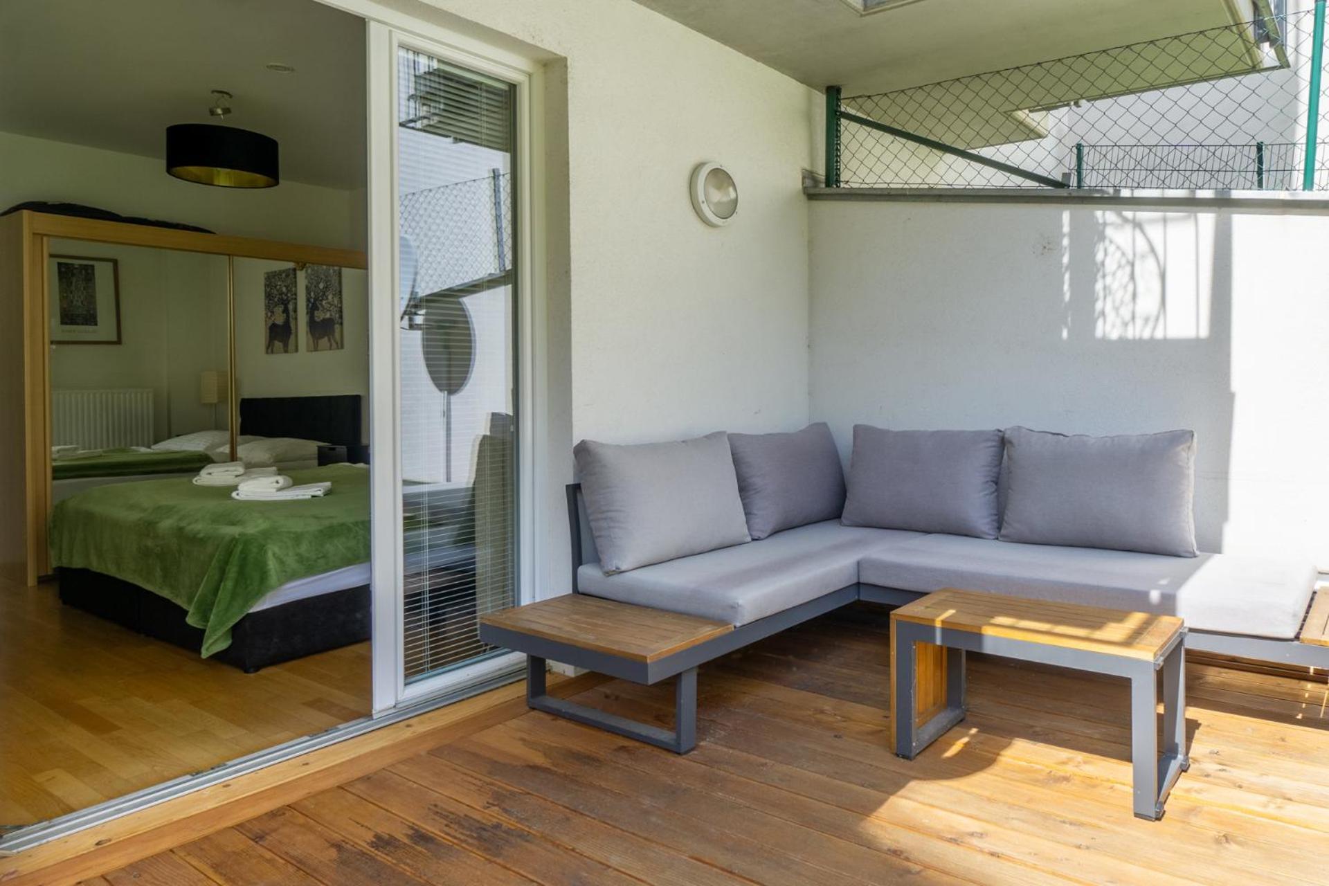 Apartment With Garden Close To Stadthalle, Westbahnhof Vienna Luaran gambar